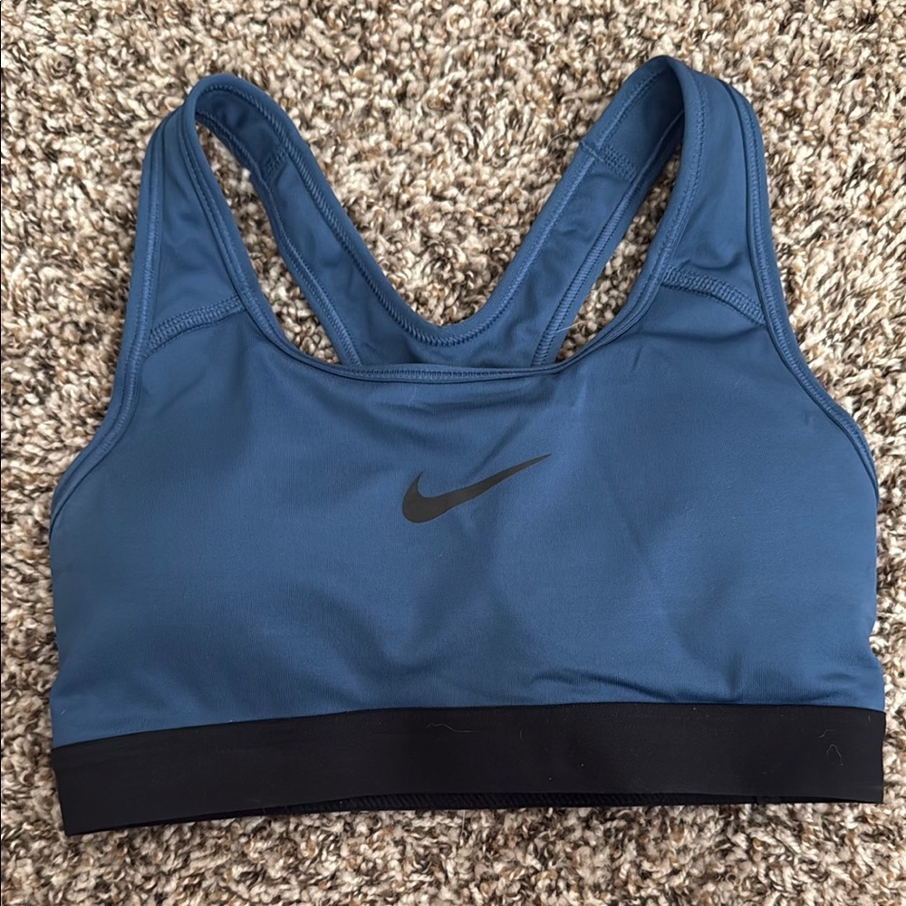 Nike Women's Blue Sports Bra size XS